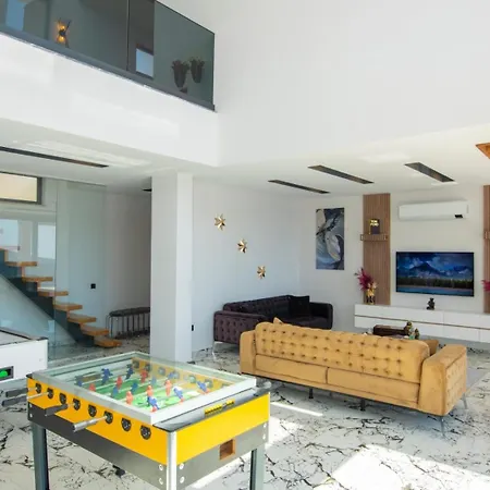 Escobar Hotel 4*