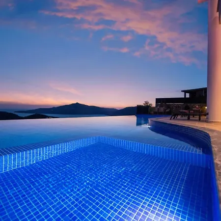Hotel Escobar 4*