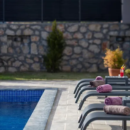 Escobar Hotel 4*